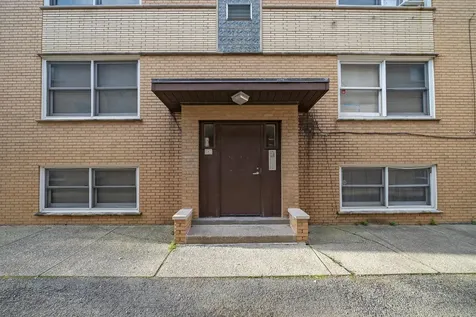 12452 Fairview Avenue Blue Island IL 60406