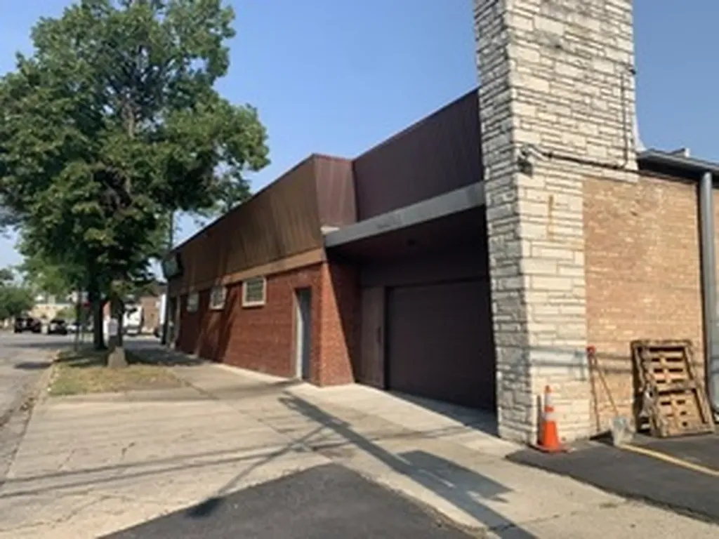 8337 Skokie Boulevard Skokie IL 60077