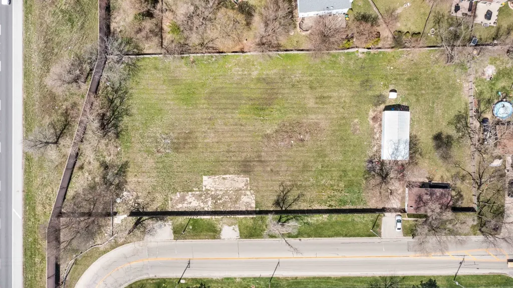 22252 West Taylor Road Plainfield IL 60544
