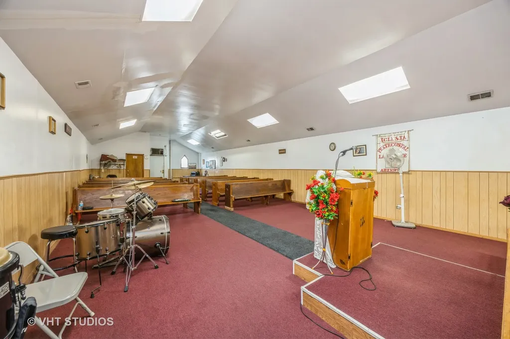 3515 West North Avenue Chicago IL 60647