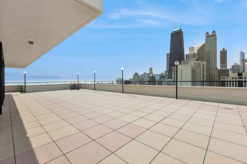 1212 North Lake Shore Drive Chicago IL 60610