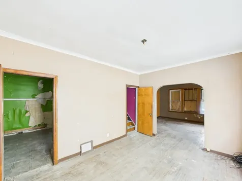 7144 South May Street Chicago IL 60621