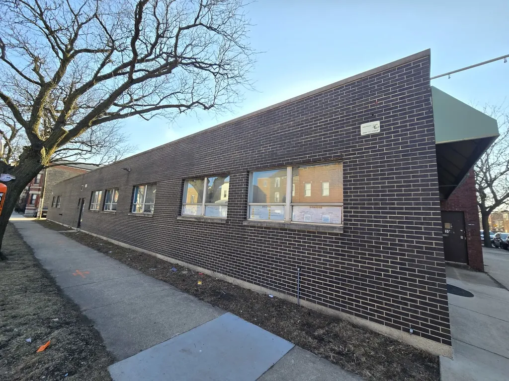 301 West 31st Street Chicago IL 60616