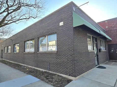 301 West 31st Street Chicago IL 60616