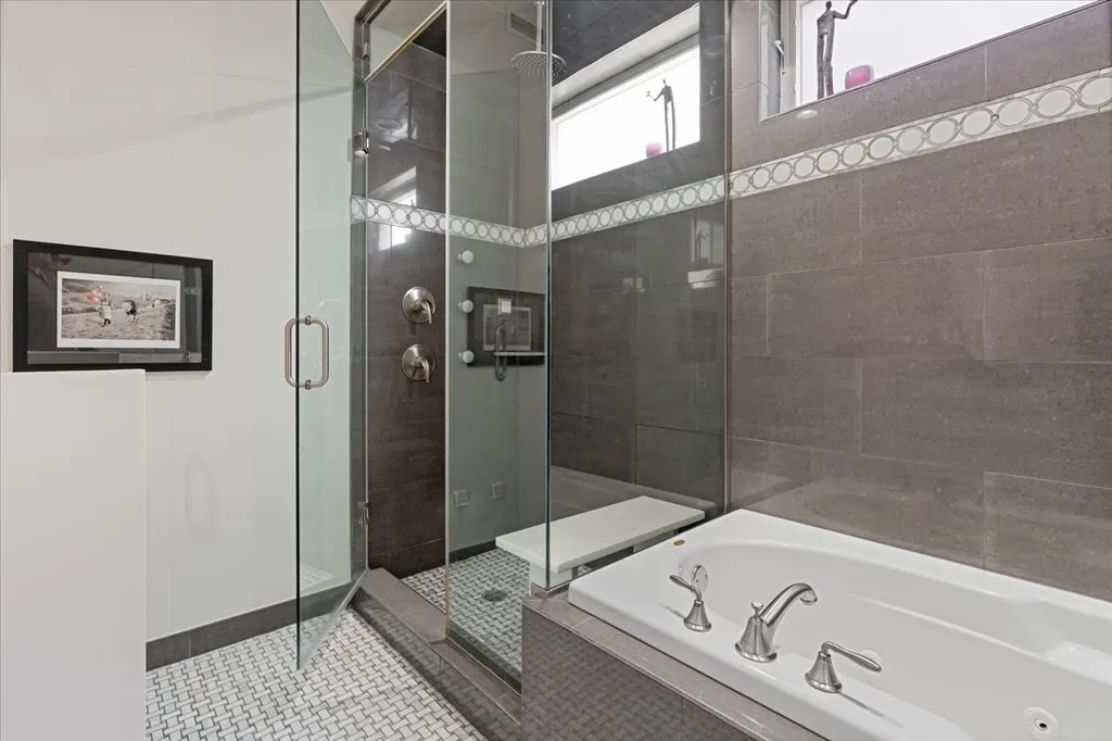 1350 West Diversey Parkway Chicago IL 60614
