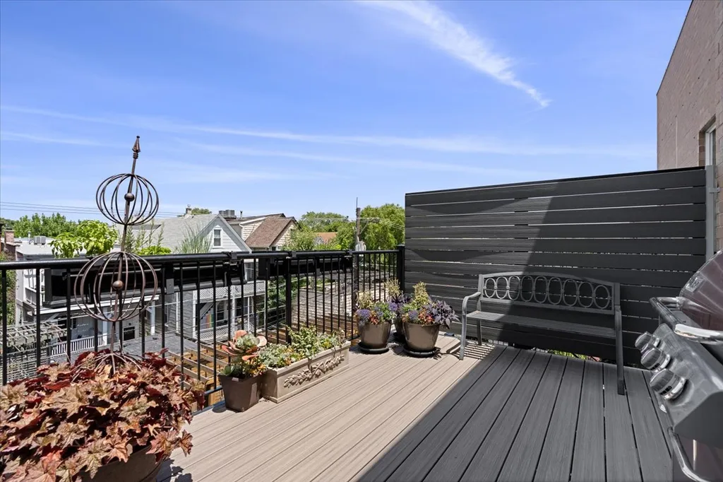 1350 West Diversey Parkway Chicago IL 60614