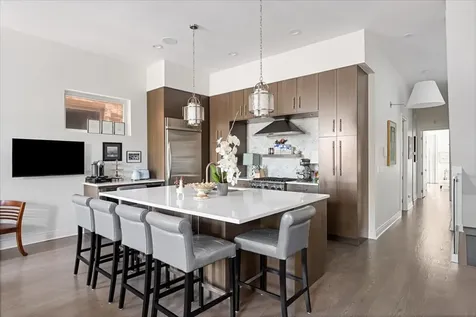 1350 West Diversey Parkway Chicago IL 60614
