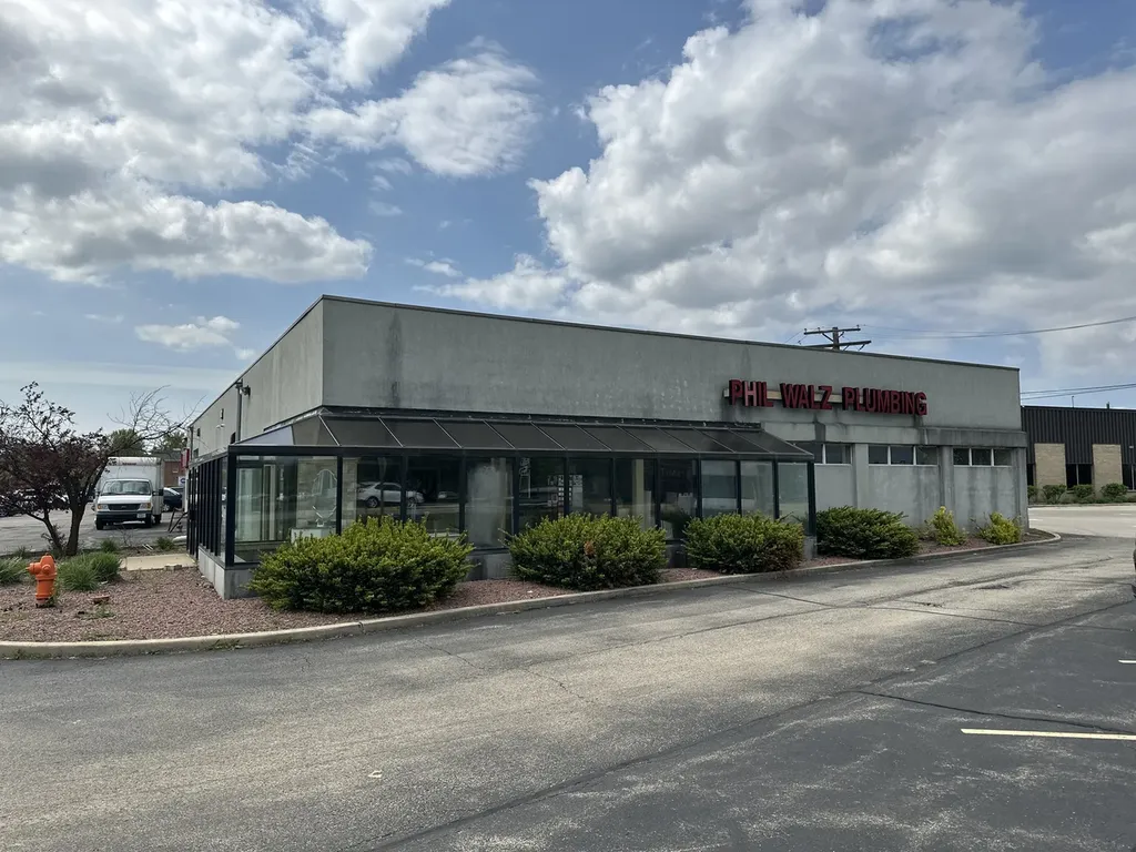 1340 West Ogden Avenue Naperville IL 60563