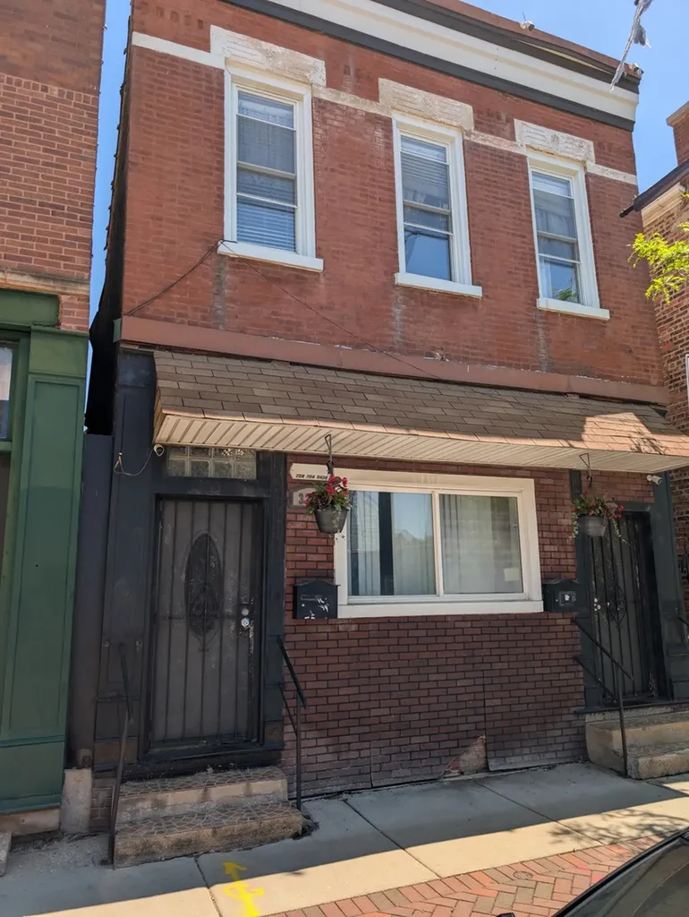 3233 South Morgan Street Chicago IL 60608