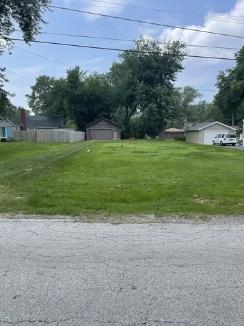 17934 Locust Street Lansing IL 60438
