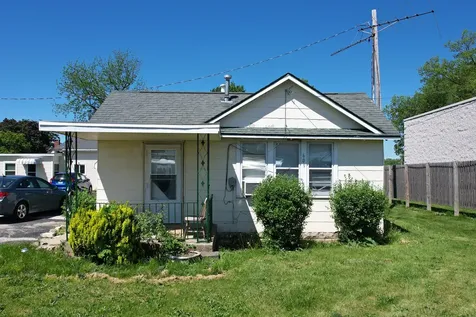 605 East Street Mazon IL 60444