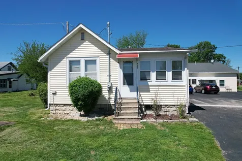 605 East Street Mazon IL 60444