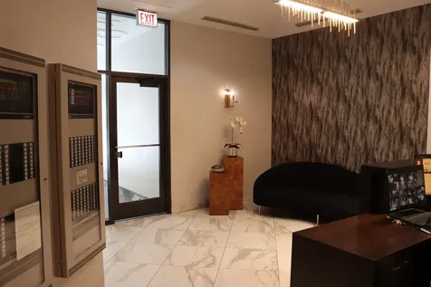 8 West Monroe Street Chicago IL 60603