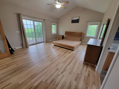 7648 North Indian Ridge Road East Dubuque IL 61025