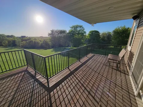 7648 North Indian Ridge Road East Dubuque IL 61025