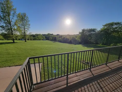 7648 North Indian Ridge Road East Dubuque IL 61025