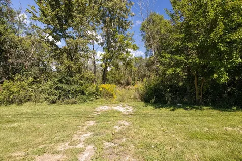 8400 West 87th Street Hickory Hills IL 60457