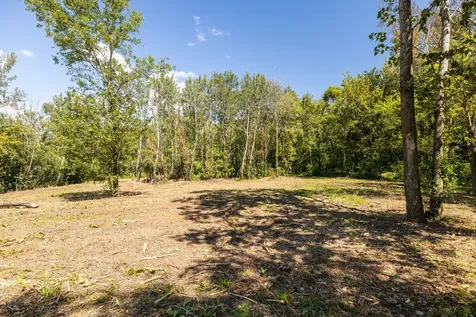 8400 West 87th Street Hickory Hills IL 60457