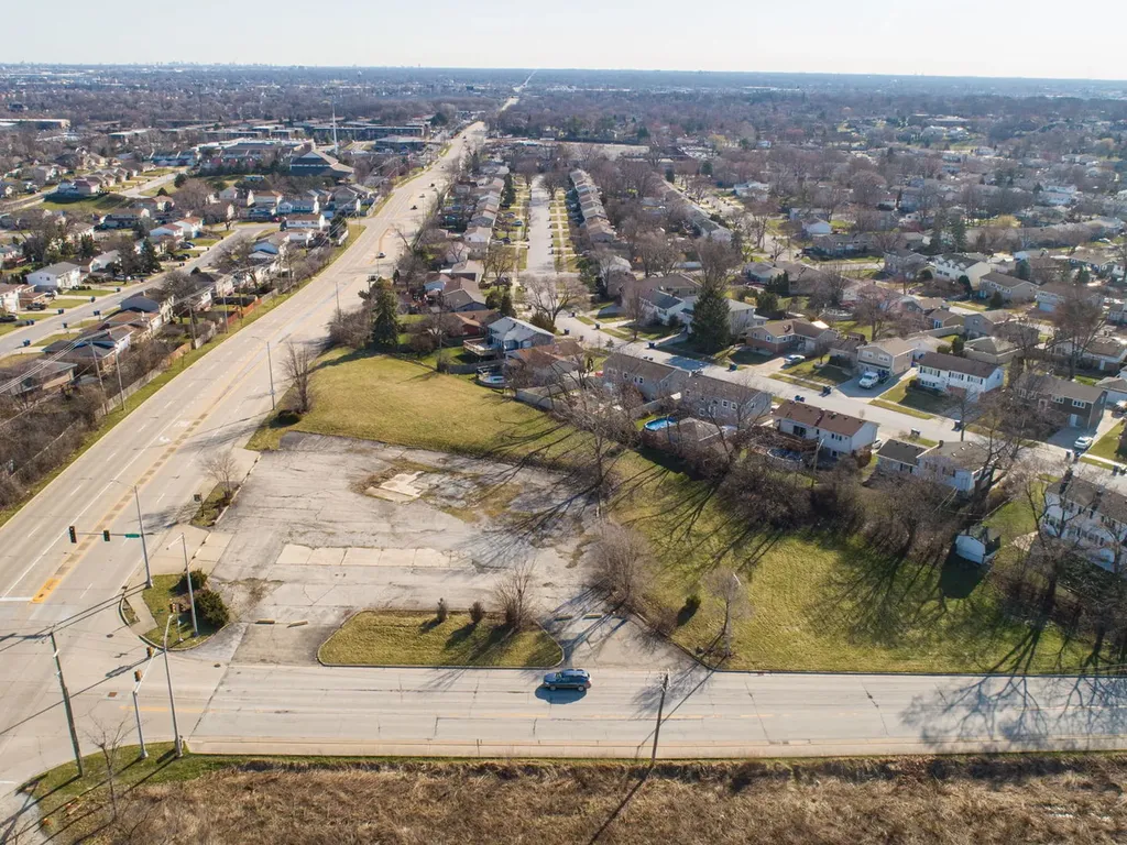 8701 South Kean Avenue Hickory Hills IL 60457