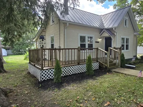 103 West Cherokee Avenue W Shabbona IL 60550