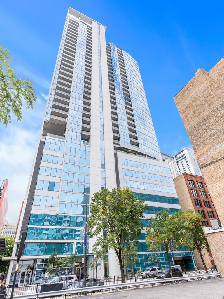 303 West Ohio Street Chicago IL 60654