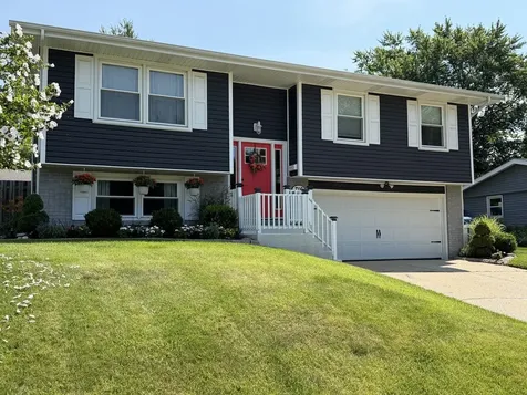 716 South 9th Avenue St. Charles IL 60174
