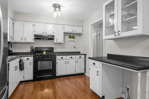 716 South 9th Avenue St. Charles IL 60174