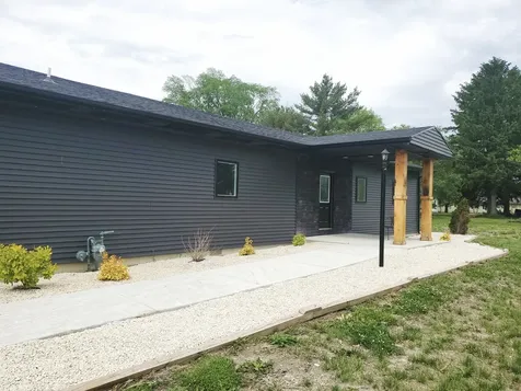 507 North Secor Street Gilman IL 60938