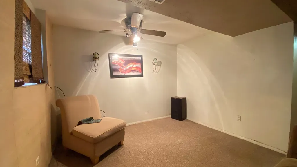 1040 West 104th Street Chicago IL 60643