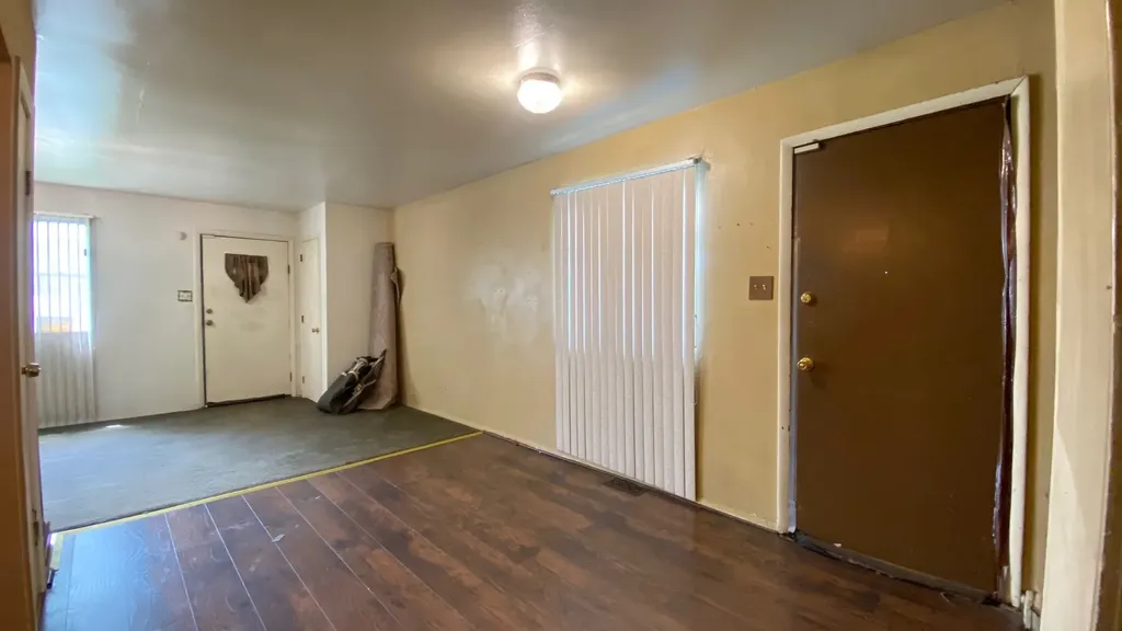 1040 West 104th Street Chicago IL 60643