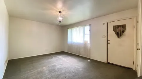 1040 West 104th Street Chicago IL 60643