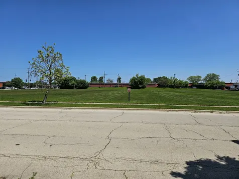 Kaper Drive Cary IL 60013