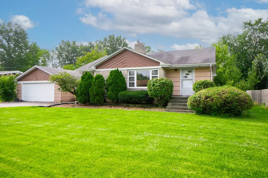 3225 Otto Street Lansing IL 60438