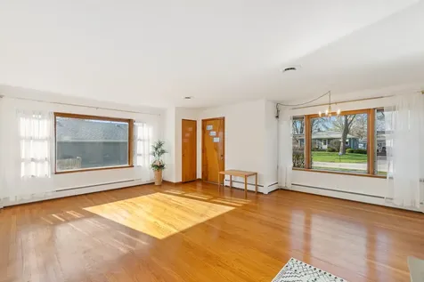 3225 Otto Street Lansing IL 60438