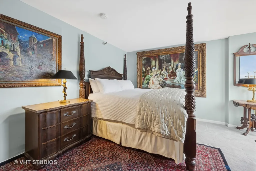 1122 North Clark Street Chicago IL 60610