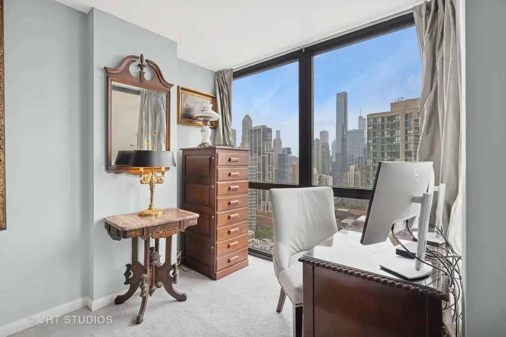 1122 North Clark Street Chicago IL 60610