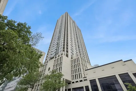 1122 North Clark Street Chicago IL 60610