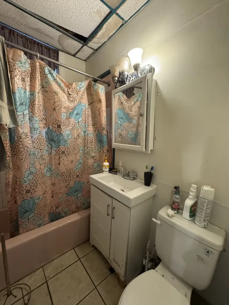 33 South Mayfield Avenue Chicago IL 60644