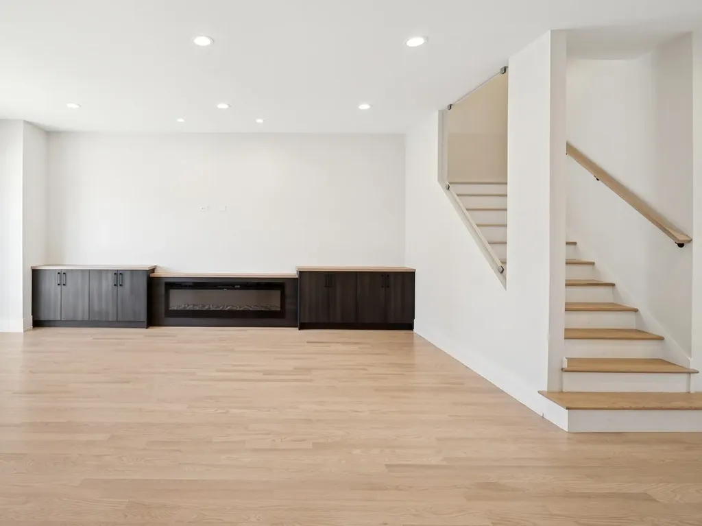 965 East 62nd Street Chicago IL 60637
