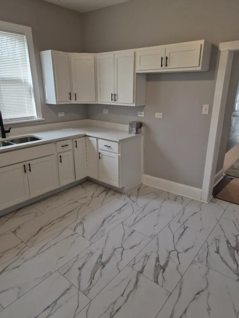 7017 South Hermitage Avenue Chicago IL 60636