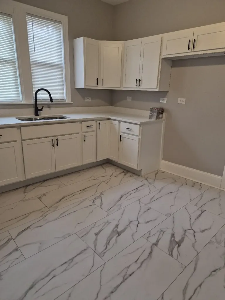 7017 South Hermitage Avenue Chicago IL 60636