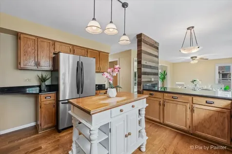 200 Ambria Drive Mundelein IL 60060