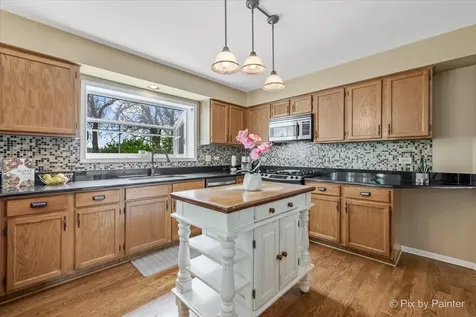 200 Ambria Drive Mundelein IL 60060