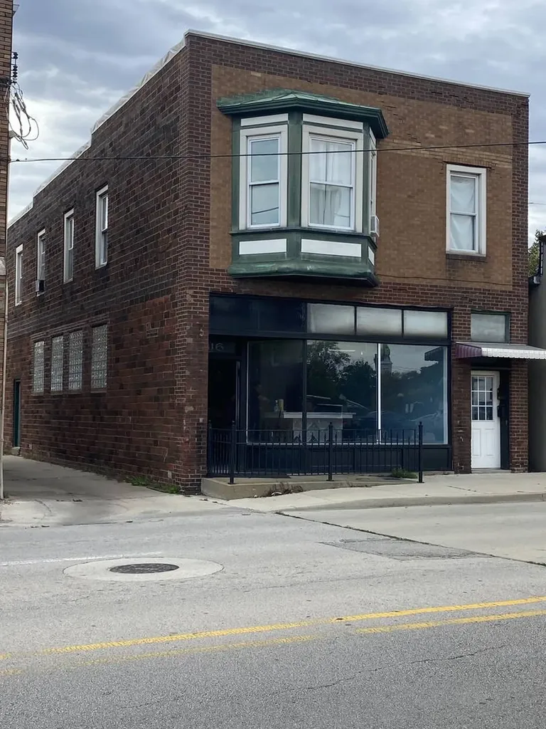 816 Peoria Street Peru IL 61354