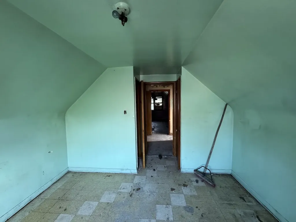 8371 South Baltimore Avenue Chicago IL 60617