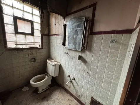 8371 South Baltimore Avenue Chicago IL 60617