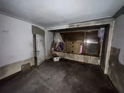8371 South Baltimore Avenue Chicago IL 60617