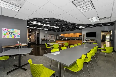 100 Hillcrest Boulevard Schaumburg IL 60195