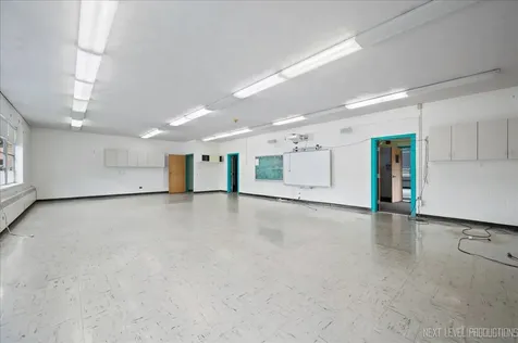 331 George Street West Chicago IL 60185