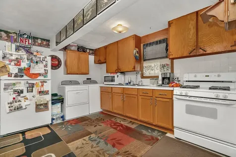 107 North Elm Street Gardner IL 60424